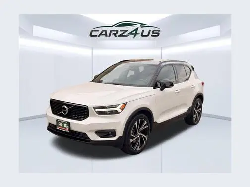 2021 Volvo XC40 R-Design AWD photo