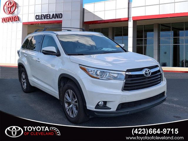 2015 Toyota Highlander XLE AWD photo