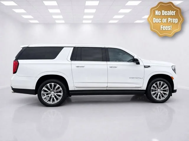2021 GMC Yukon XL Denali 4WD photo