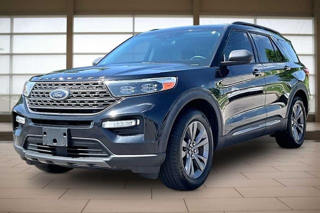 2021 Ford Explorer XLT 4WD photo