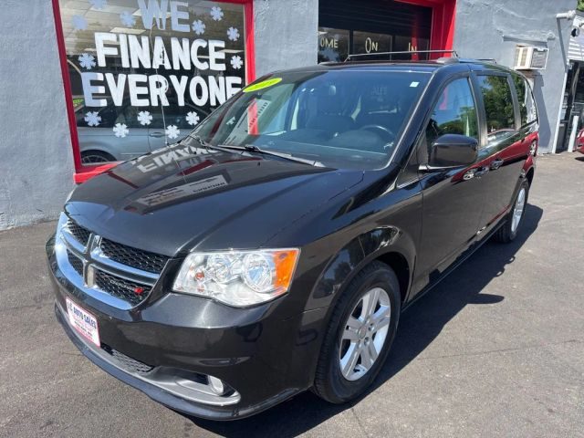 2019 Dodge Grand Caravan SXT FWD photo