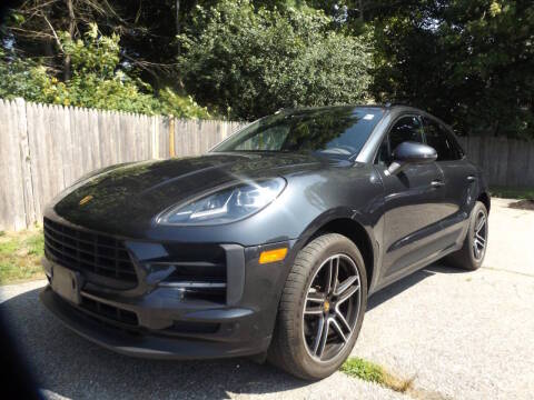 2020 Porsche Macan AWD photo