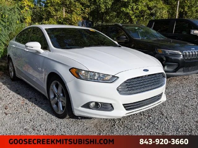2015 Ford Fusion SE AWD photo