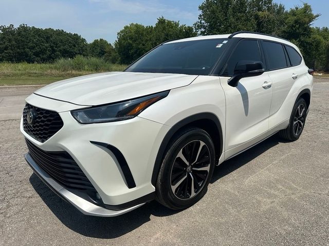2021 Toyota Highlander XSE FWD photo