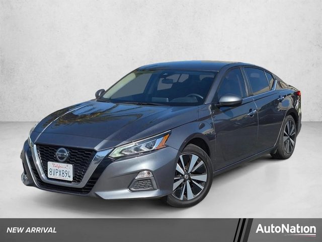 2021 Nissan Altima 2.5 SV FWD photo