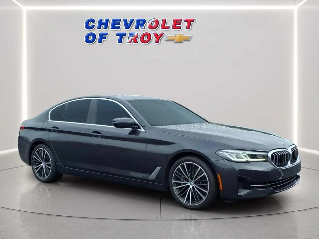 2021 BMW 5 Series 530i RWD photo