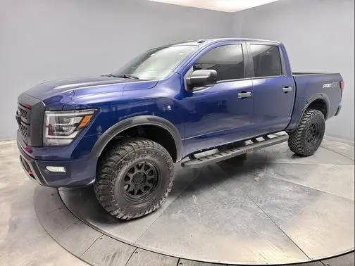 2021 Nissan Titan PRO-4X 4WD photo