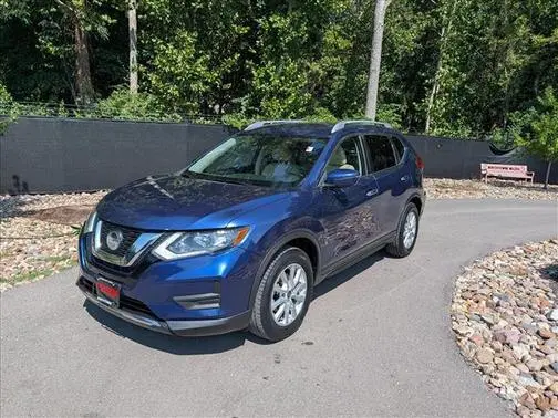 2020 Nissan Rogue SV FWD photo