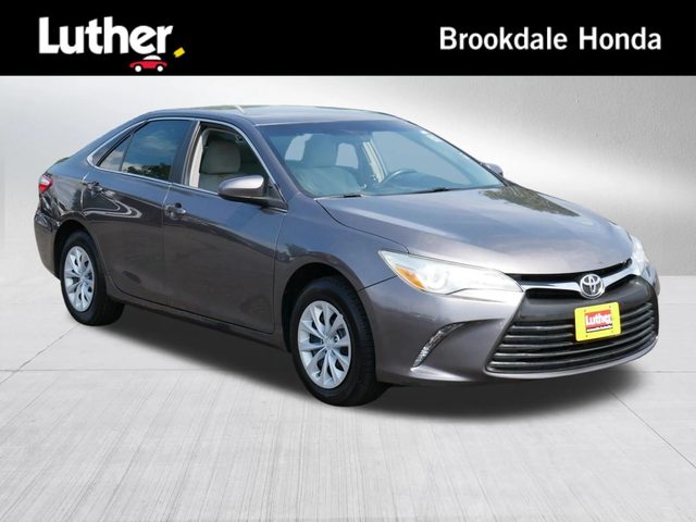 2015 Toyota Camry LE FWD photo