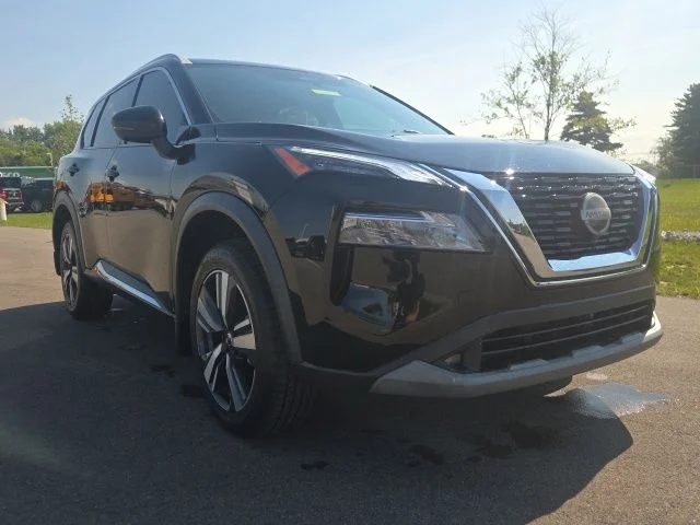 2021 Nissan Rogue SL FWD photo