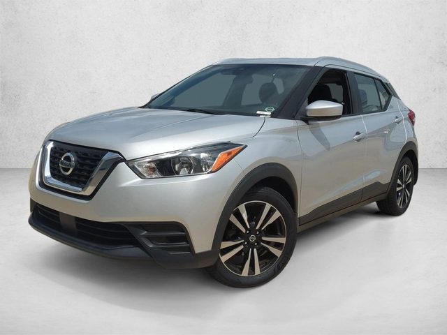 2020 Nissan Kicks SV FWD photo