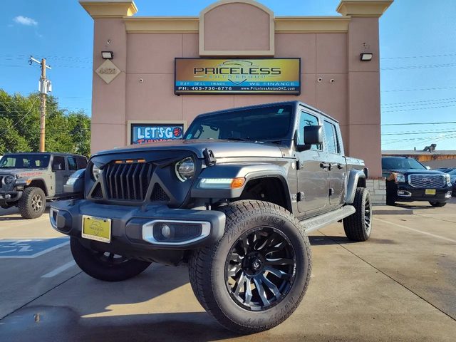 2020 Jeep Gladiator Overland 4WD photo
