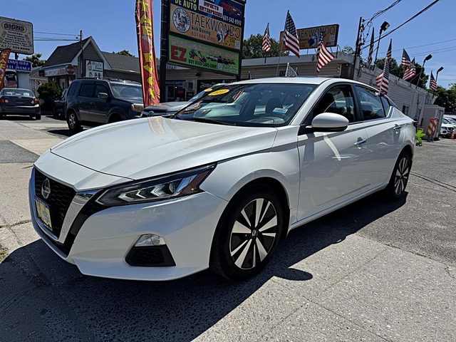 2021 Nissan Altima 2.5 SV AWD photo