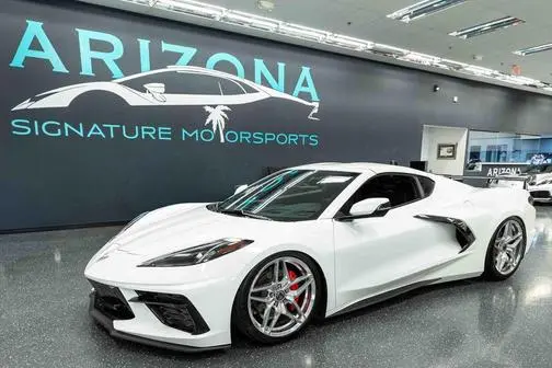2020 Chevrolet Corvette 2LT RWD photo