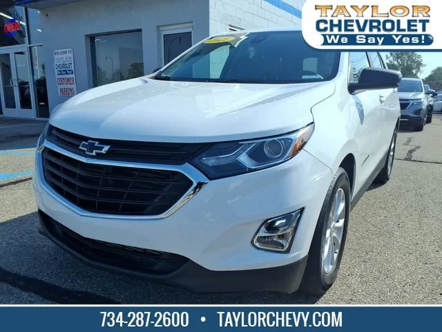 2021 Chevrolet Equinox LS FWD photo