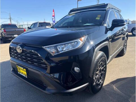 2021 Toyota RAV4 XLE AWD photo