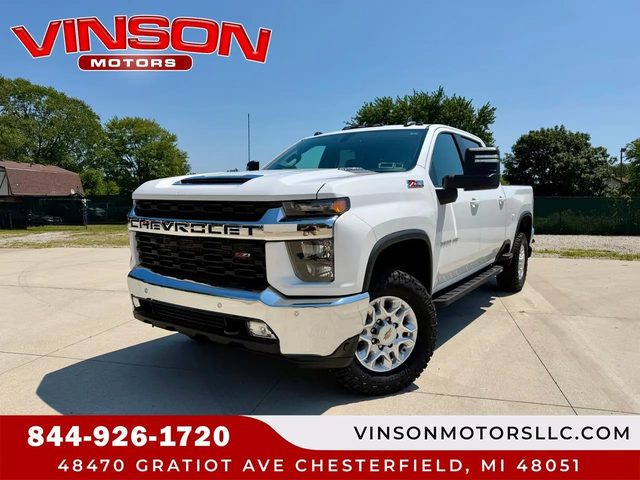 2021 Chevrolet Silverado 3500HD LT 4WD photo