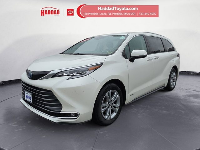 2021 Toyota Sienna Platinum AWD photo