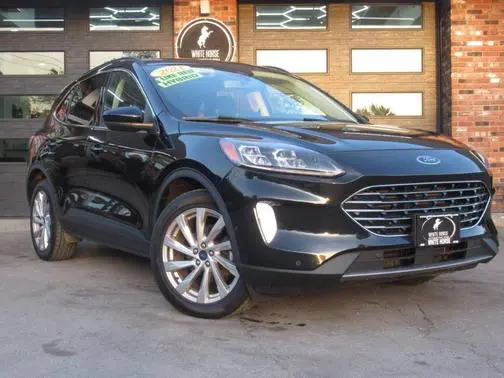 2021 Ford Escape Titanium Hybrid AWD photo