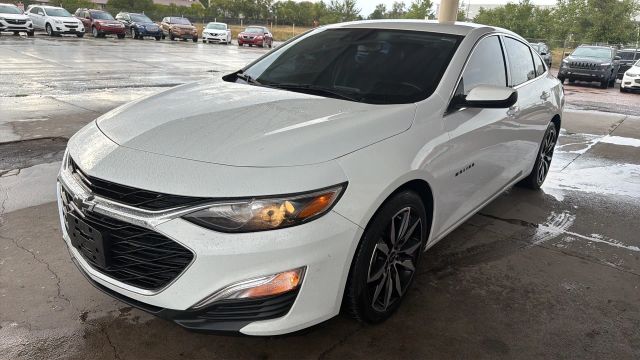 2021 Chevrolet Malibu RS FWD photo