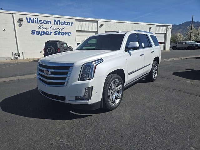 2019 Cadillac Escalade Premium Luxury 4WD photo