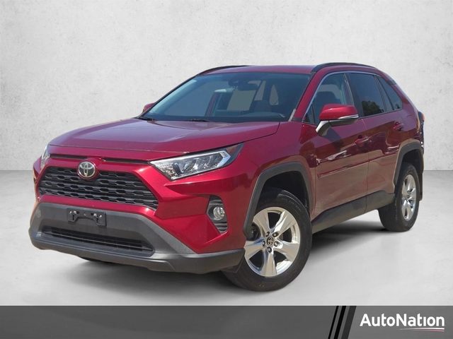 2021 Toyota RAV4 XLE FWD photo
