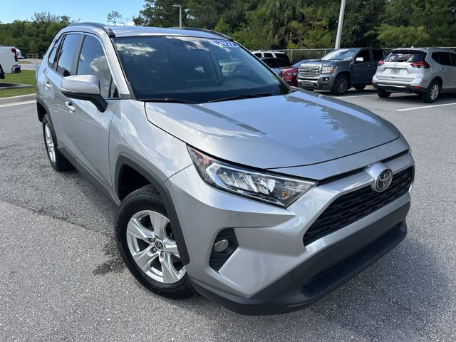 2021 Toyota RAV4 XLE FWD photo