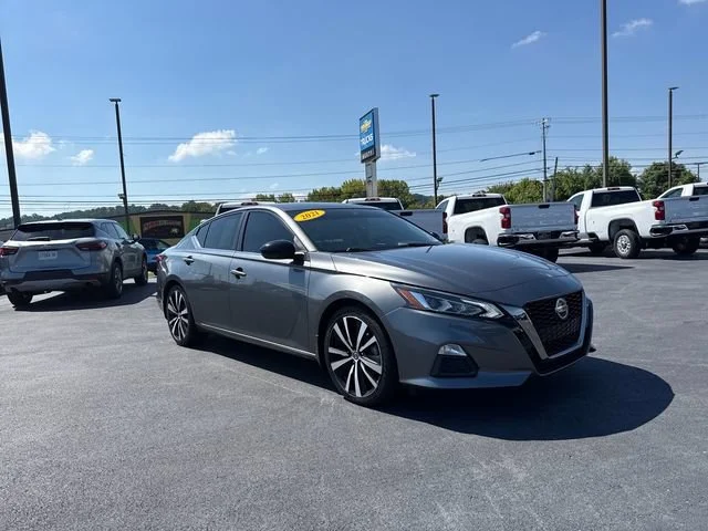 2021 Nissan Altima 2.0 SR FWD photo