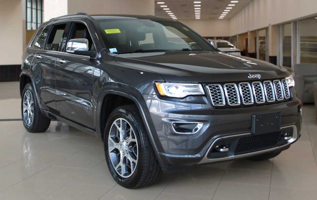 2021 Jeep Grand Cherokee Overland 4WD photo