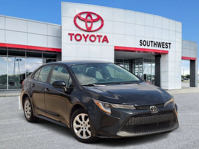 2021 Toyota Corolla LE FWD photo