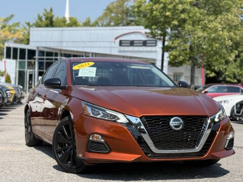 2021 Nissan Altima 2.0 SR FWD photo