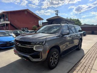 2021 Chevrolet Suburban Z71 4WD photo