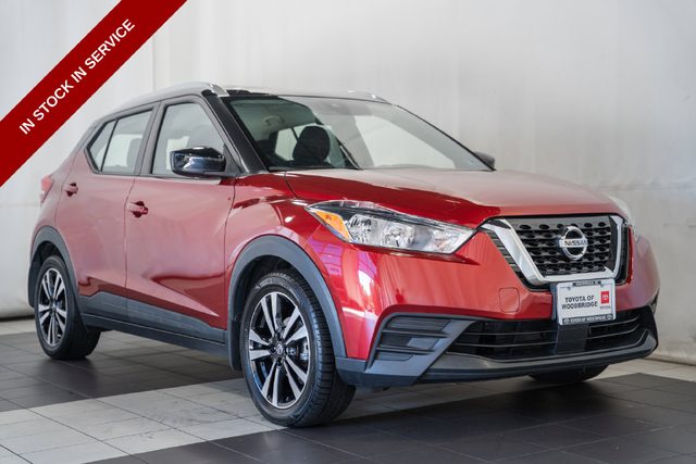 2020 Nissan Kicks SV FWD photo