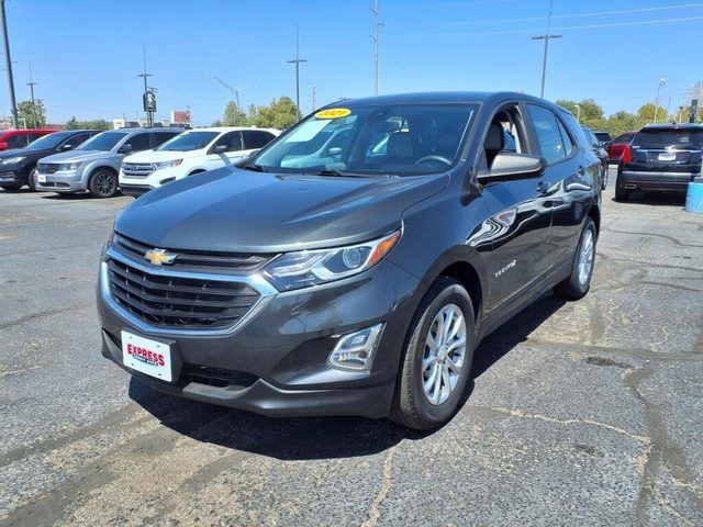 2021 Chevrolet Equinox LS FWD photo