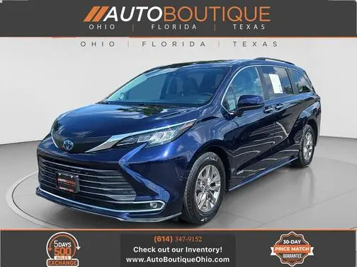 2021 Toyota Sienna XLE FWD photo
