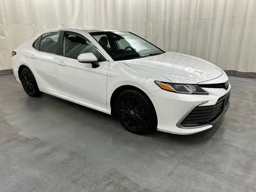 2021 Toyota Camry LE AWD photo