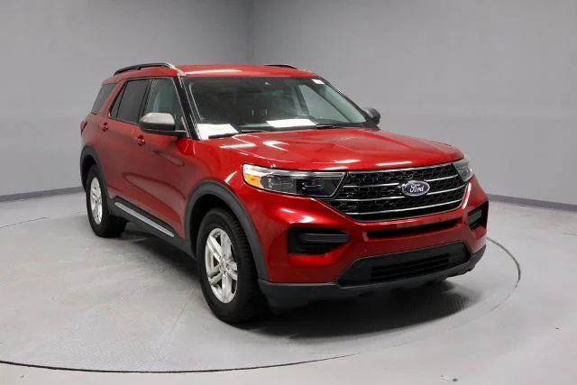2021 Ford Explorer XLT 4WD photo