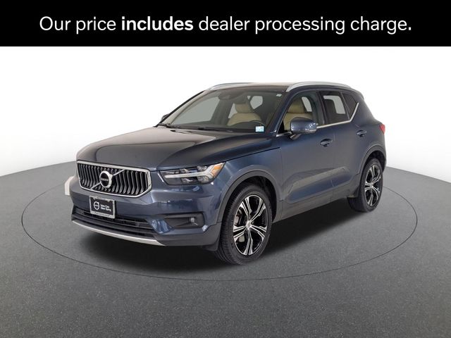 2021 Volvo XC40 Inscription AWD photo