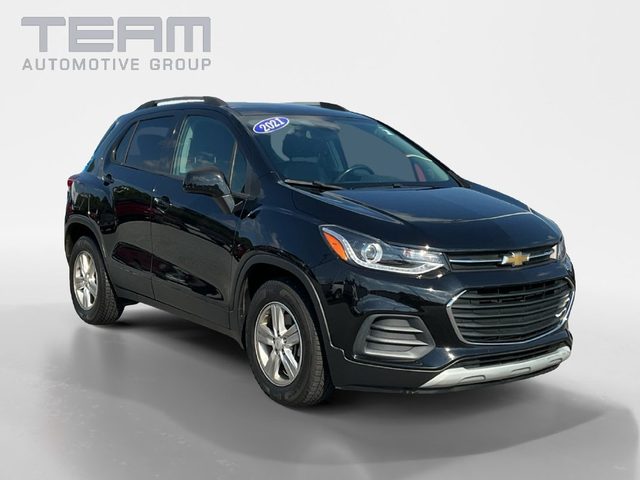 2021 Chevrolet Trax LT FWD photo