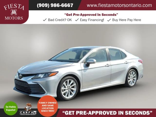 2020 Toyota Camry LE FWD photo