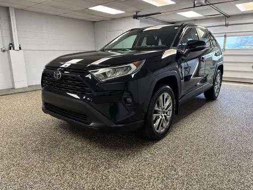 2021 Toyota RAV4 XLE Premium AWD photo