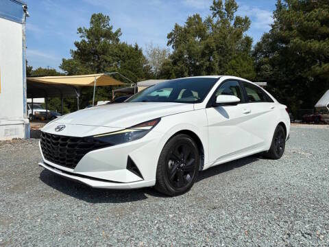 2021 Hyundai Elantra SEL FWD photo