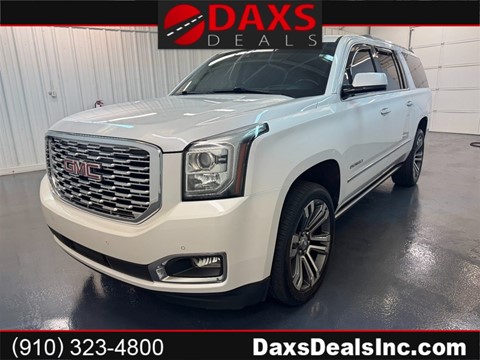 2019 GMC Yukon XL Denali 4WD photo