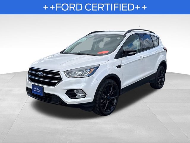 2019 Ford Escape Titanium 4WD photo