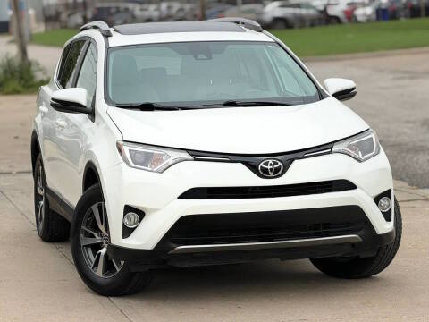 2017 Toyota RAV4 XLE AWD photo