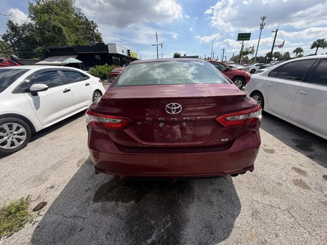 2018 Toyota Camry SE FWD photo