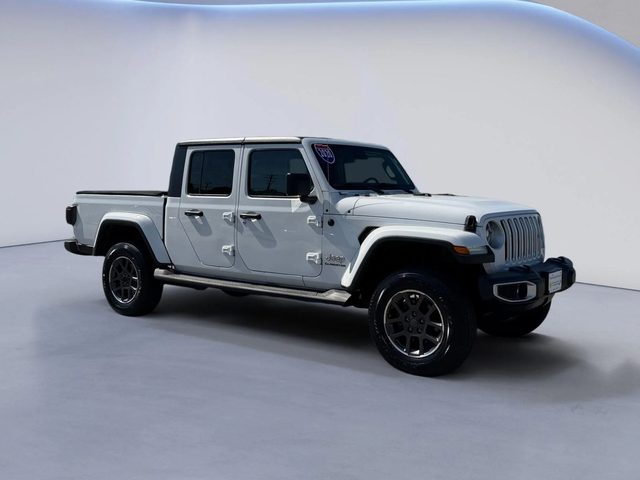 2020 Jeep Gladiator Overland 4WD photo