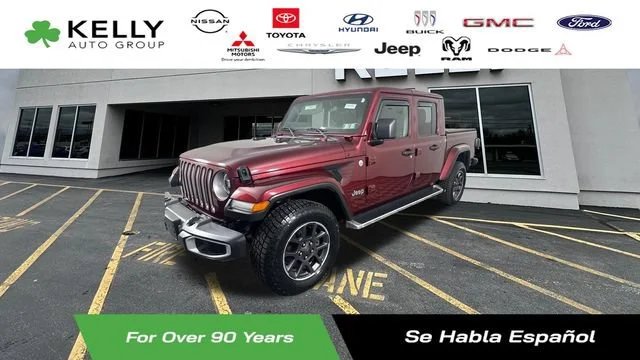 2021 Jeep Gladiator Overland 4WD photo