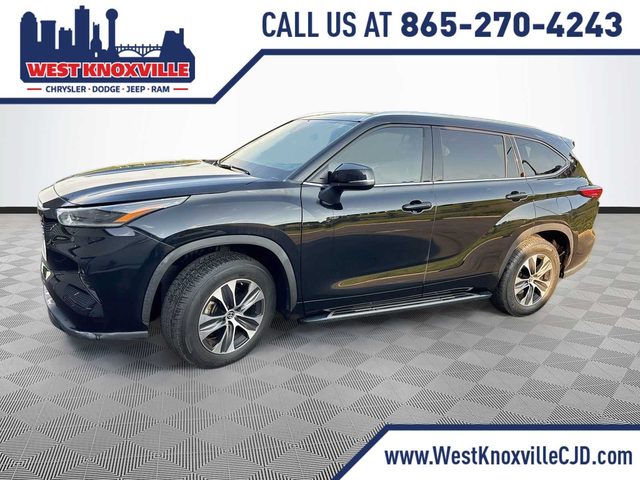 2021 Toyota Highlander XLE FWD photo