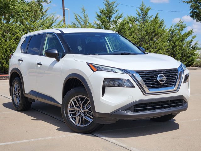 2021 Nissan Rogue S FWD photo